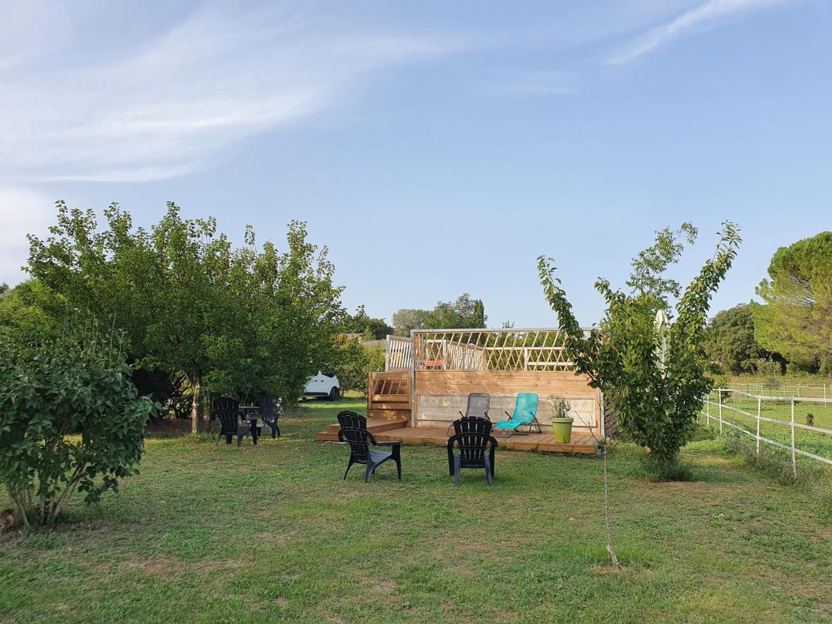Aux Berges Du Pont Du Gard Bed and Breakfast Vers-Pont-du-Gard Buitenkant foto
